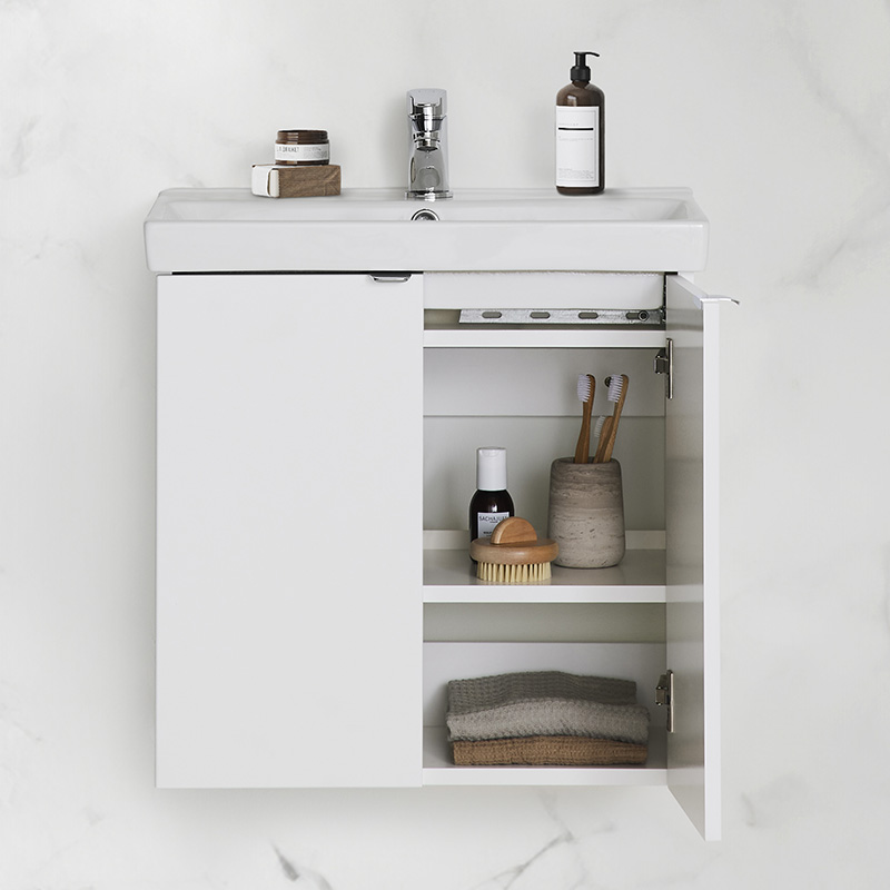 pehmeästi sulkeutuva luukku/luukut