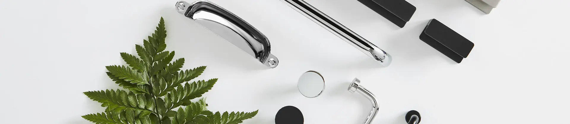 Kylpyhuonekalusteiden kahvat