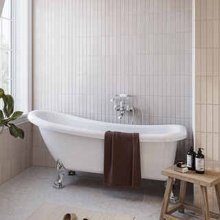 Tassuamme 1530 Sofia Valkoinen, Kromi Tassut